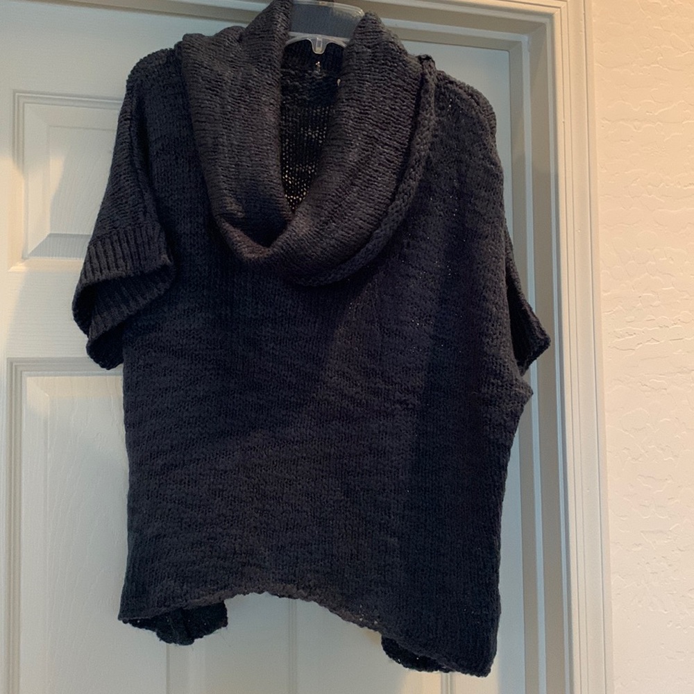 NWT ELAN oversized medium boxy sweater. Punk dark academia. Gorpcore lagen look